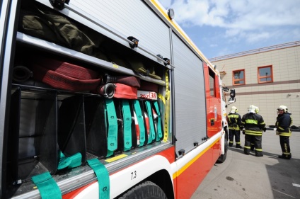 Moscova, știri, pe autostrada Yaroslavl în suburbii, un autobuz ars, a rănit 10 persoane