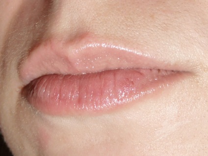Мій відгук про бальзамі для губ hempz lips spf15