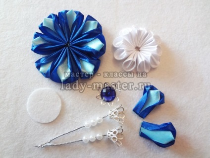 Flori decorative kanzashi pentru hairpins, clasa de master cu o fotografie, pas cu pas