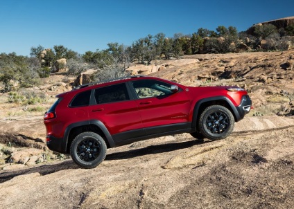Noul Jeep Cherokee 2014 (specificații, pachet, video și fotografie), recenzii ale proprietarilor de mașini