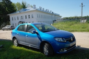 Новий renault logan ціна питання