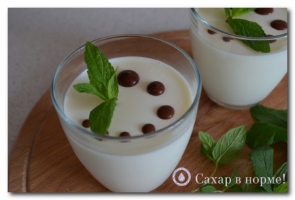 Panna cotta (pannacotta, pannacotta, panacota), rețete cu conținut scăzut de carbohidrați