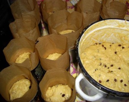Rețete de Paști pentru prăjituri de Paști, rum baba, Paști