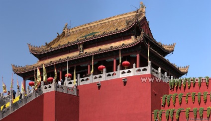 Dragon Pavilion, Kaifeng - 2008 - salut, china!