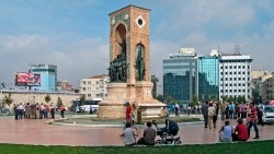 Площа таксим в Стамбулі