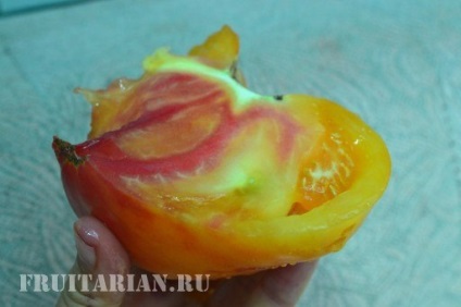 Tomate de malachit și grapefruit din Siberian și soiuri de portocale