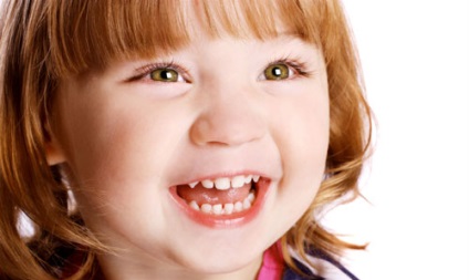 Dentiție în molari la copii, simptome, tratament dentar