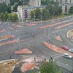 U-turn a metszéspontjában a sínnel (közigazgatási finom méretre) U-turn a kereszteződésekben a sínnel