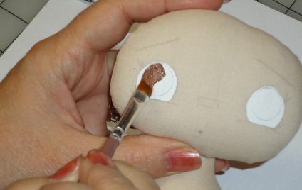 Desenați ochi de pupa (atrageți ochii) Desenați ochi de pupa