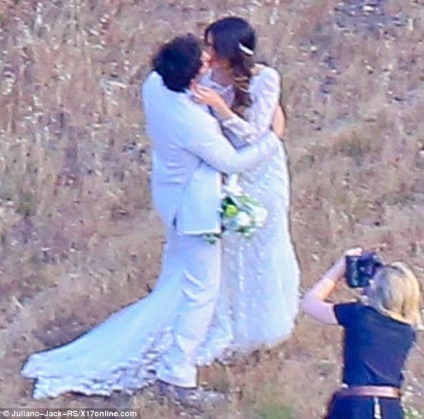Ceremonia de nuntă romantică a yenului Somerhalder și Nikki Citiți pe dealurile din Santa Monica - știri