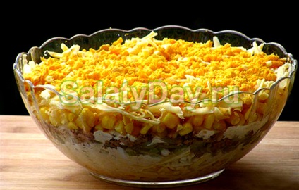 Салат з тунцем і кукурудзою - корисно і поживно! Рецепт з фото і відео