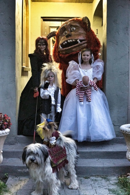 Cel mai tare dressing de familie pentru Halloween în personaje faimoase, umkra