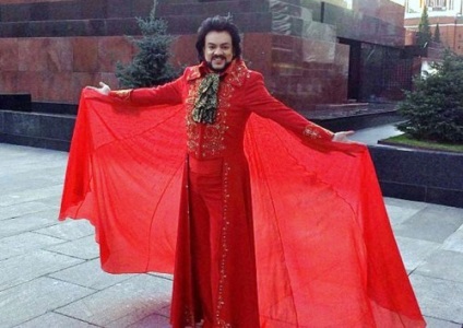 A legképtelenebb és szörnyű jelmezek Philip Kirkorov, stílus - minden a divat és stílus