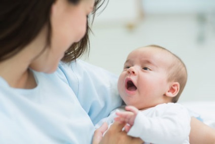 Складні пологи малюк багато плаче коли показати дитину остеопату