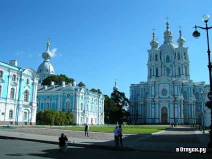 Catedrala Smolny Descriere și fotografie