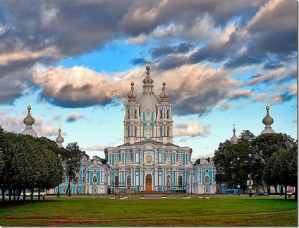 Catedrala Smolny din Sankt Petersburg