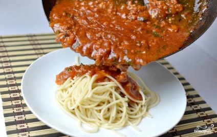 Spaghete cu carne - rețetă pas cu pas cu fotografie