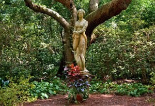 Статуя дівчини, жінки стародавні грецькі скульптури для саду і дачі фото
