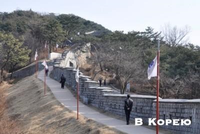 Suwon și cetatea de laudă, în Coreea