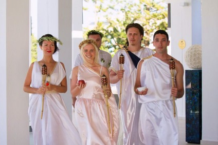 Nunta în stilul grecescului antic - sărbătoare pe Olympus - viața privată