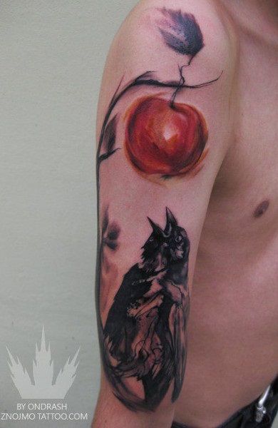 Tatuaj Apple - înțeles, desene și fotografii de tatuaje