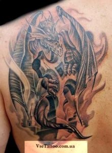 Kereszt tetoválás dragon fontosságát, fotó, leírás