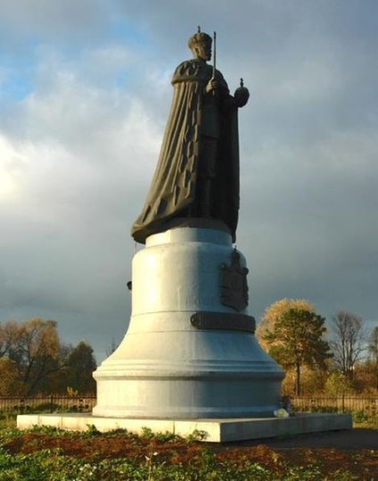 Taininskoye, monument al lui Nicolae al II-lea, transport, istorie