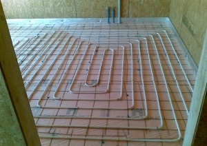Cea mai caldă podea în bucătărie - montajul pe mâini proprii