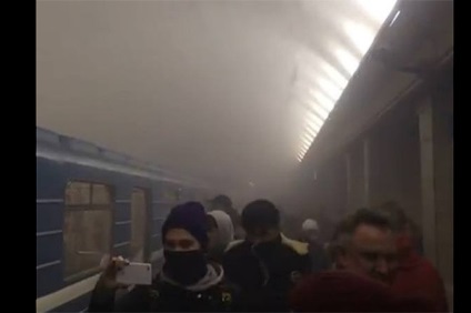 Acțiunea de teroare în metrou a provocat un colaps de transport în Sankt Petersburg