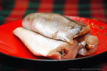Томатний соус з рибою - смачний кисло-солодкий соус до пасти з шматочками риби