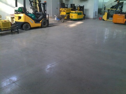 Топпінг для бетонної підлоги - вибір, технологія нанесення