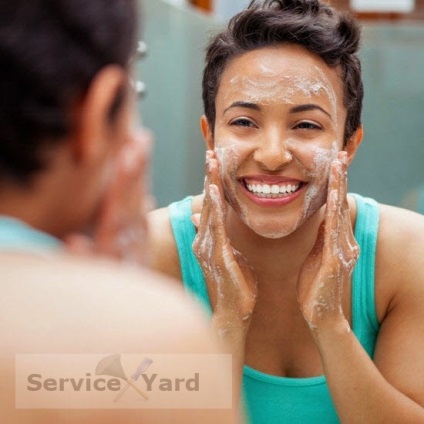 Aveți grijă de pielea grasă a feței, de confortul de serviciu al casei dvs. în mâinile dvs.