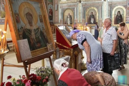 У Рибниці перебувають мощі святої матрони московської і николая чудотворця - світ ПМР