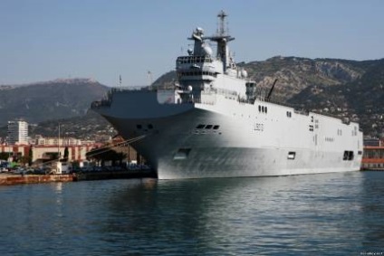 De ce flota rusă are nevoie de un transportator de elicoptere francez Mistral?
