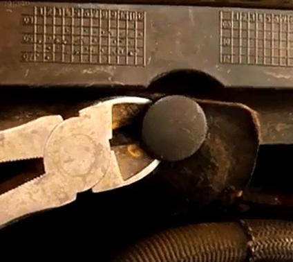 Cseréje a fülke szűrő egy Citroen C4 - videokalauz