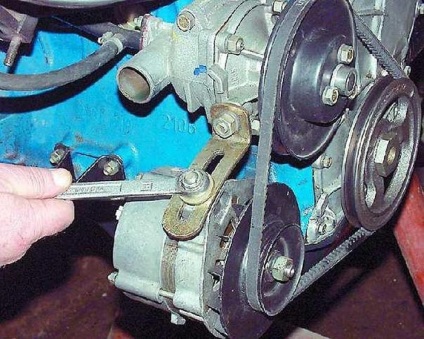 Înlocuirea pompei VAZ 2107, 2106, 2101 injector și carburator cum se schimbă mâinile, semne