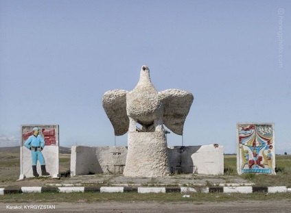 Pearls szovjet építészet szokatlan busz az egykori tagköztársaságok a Szovjetunió