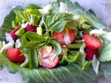 10 Легких літніх салатів