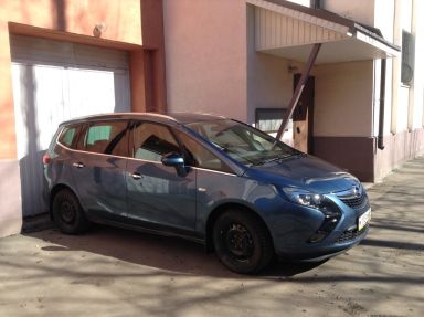 5 Kopecks despre opel zafira (Opel Zafira) din 2012