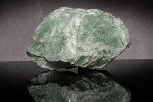 Альбіт характеристики даного мінералу, його хімічний склад, цілющі і містичні властивості