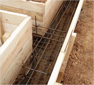 Reinforcement of foundations monolithic