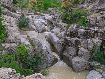 Cascade artabile și granița naturală Panagia