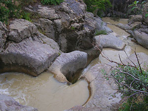 Cascade artabile și granița naturală Panagia