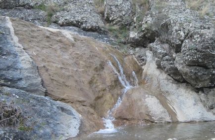 Cascade Arpatian (Crimeea), miracolul tractului Panagia
