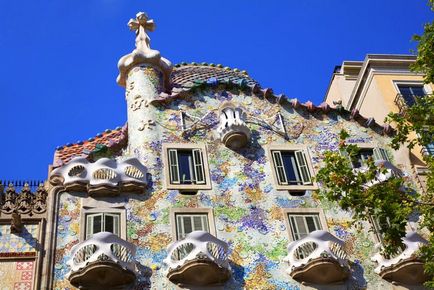Capodopere arhitecturale Antonio Gaudi din lista barcelona, ​​descriere, fotografie