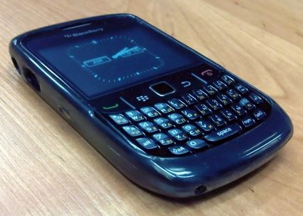 Blackberry curve 8520 - cel mai mic