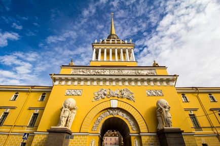 Ce să fotografiezi în Sankt Petersburg pentru o zi de interes