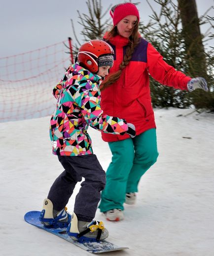 Дарина російських - інструктор зі сноубордингу займатися улюбленою справою і при цьому навчати їм інших -