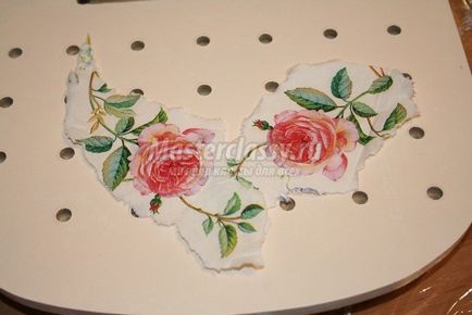 Decoupage szervező a szál formájában varrógép