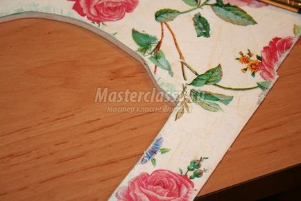 Decoupage szervező a szál formájában varrógép